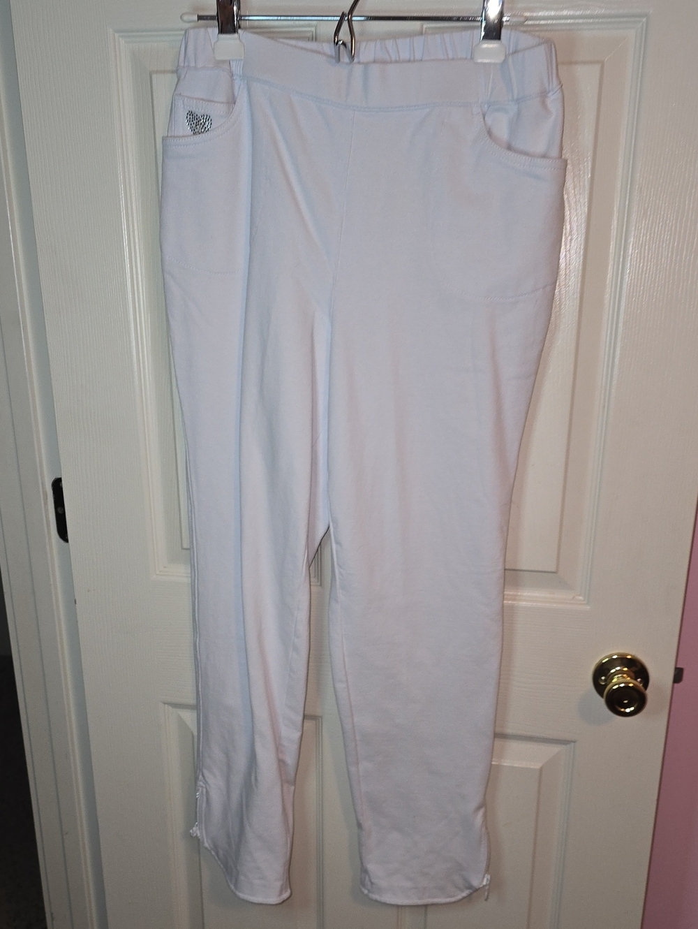 Quacker Factory White Straight Leg Jeans